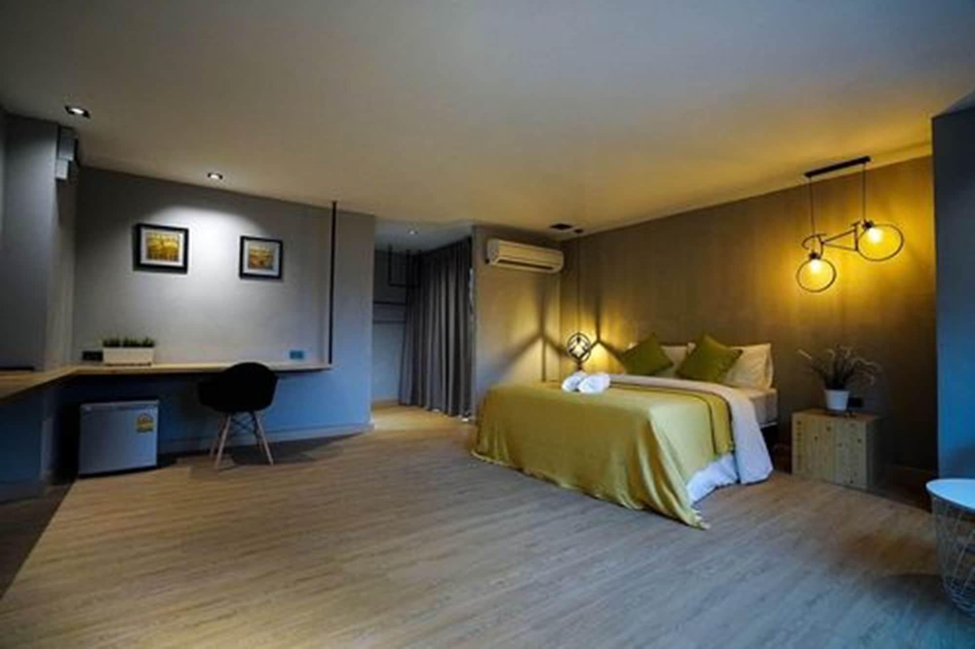 Hap@Sathorn Hotel Bangkok Exterior photo